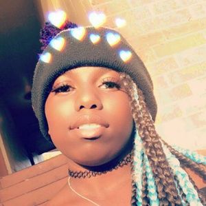 Meet your Posher, Shaniya